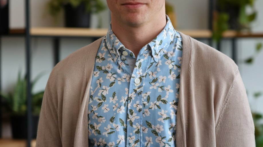 Floral Patterns in Men’s Shirts