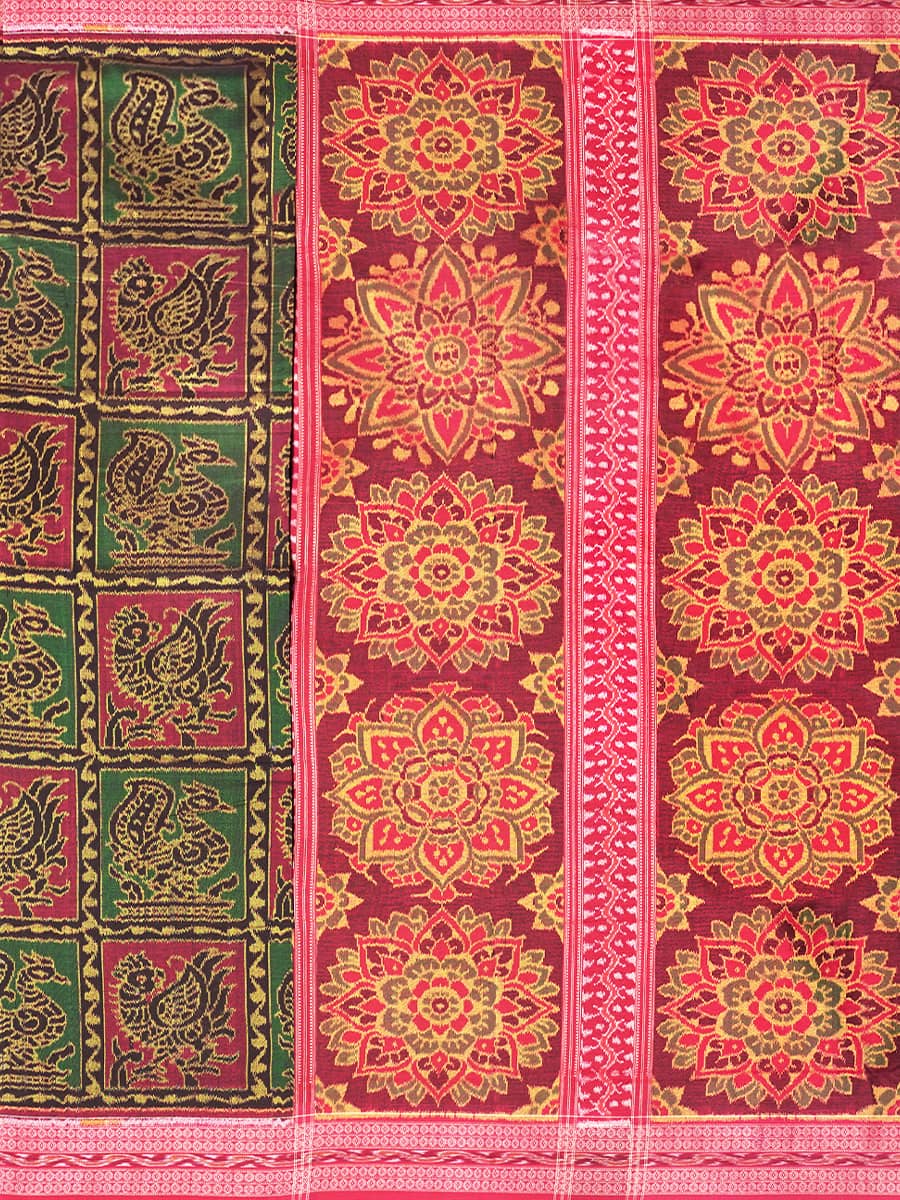 https://www.bunkarvalley.com/wp-content/uploads/2025/01/Green-and-Maroon-Peacock-Design-Sambalpuri-Handwoven-Cotton-Saree-3.jpg